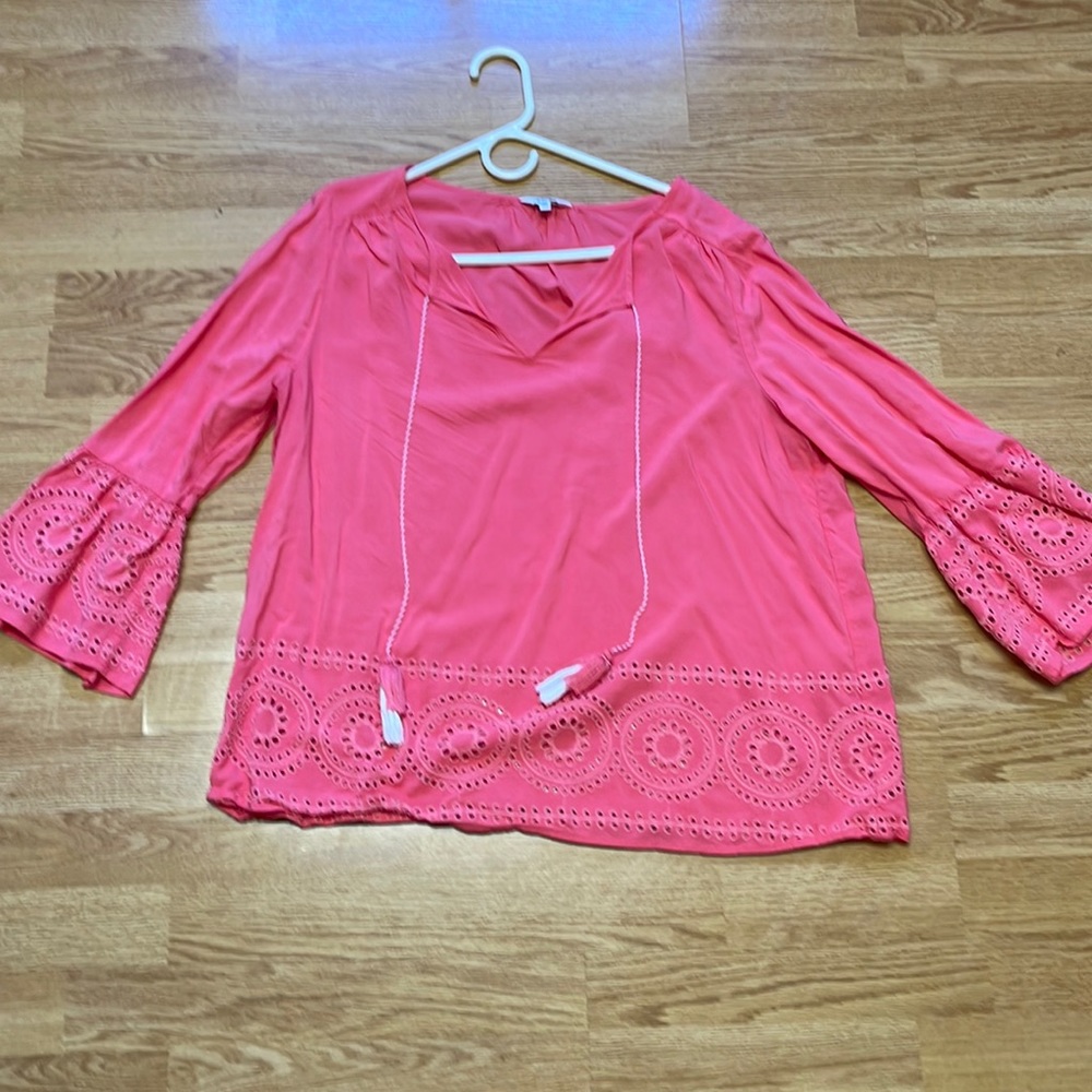 Crown & Ivy Coral Crochet Design Blouse